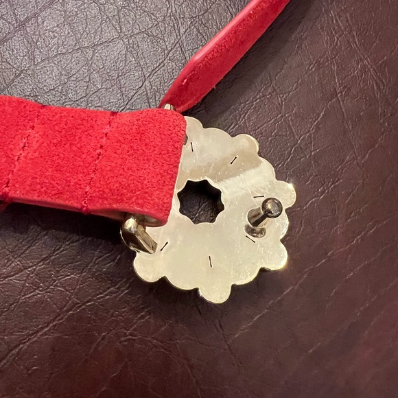 Red suede belt with rhinestone buckle - Picture 3 of 6